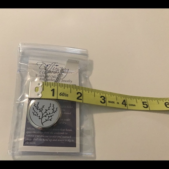 Tree Of Life EO Diffuser Necklace - Picture 8 of 8